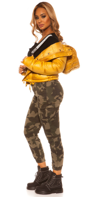 Trendy Winterjacket with removable hood Mustard